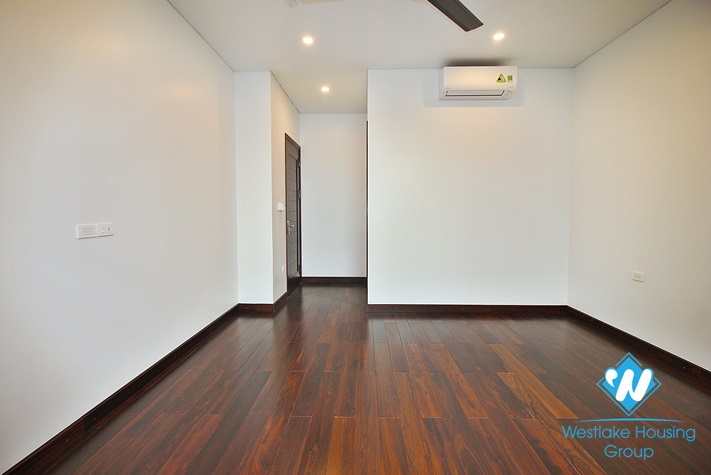 A brand new three bedrooms apartment for lease in Dang Thai Mai st, Tay Ho
