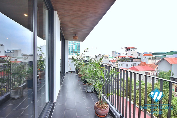 A brand new three bedrooms apartment for lease in Dang Thai Mai st, Tay Ho