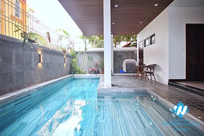 A brand new three bedrooms apartment for lease in Dang Thai Mai st, Tay Ho