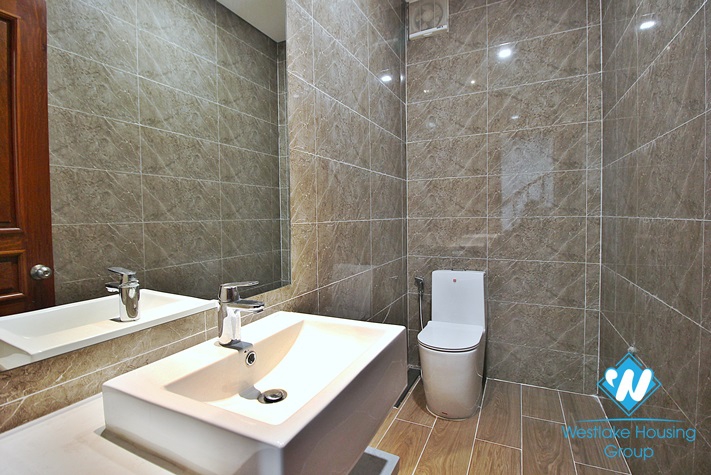 Lake view duplex three bedrooms apartment for rent in Nhat Chieu, Tay Ho