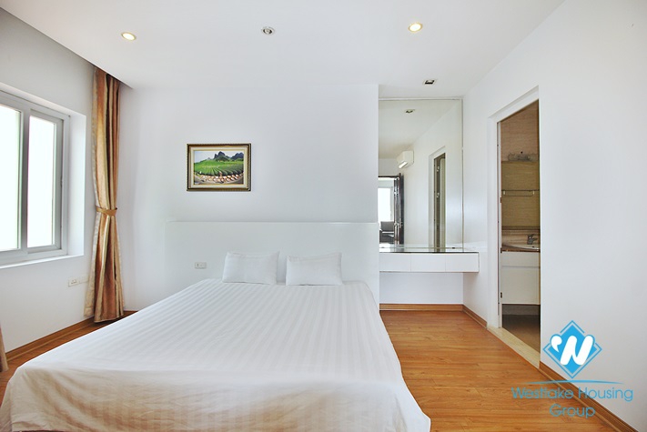 Nice apartment for rent near West lake, full furnished with large balcony