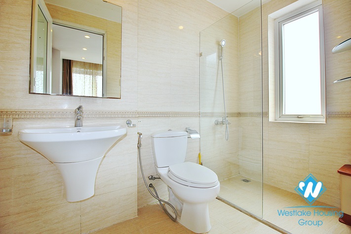 Nice apartment for rent near West lake, full furnished with large balcony