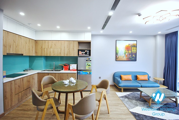 Brand new and morden 2 beds aparment for rent in Nghi Tam st, Tay Ho