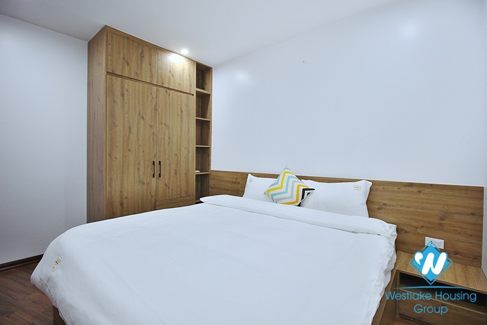 Lake view and brand new 2 beds apartment for rent in Ve Ho st, Tay Ho