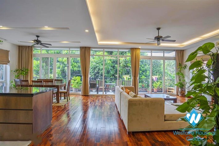 A giant four bedrooms apartment for rent in Au Co st, Tay Ho