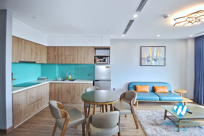 A cutie 2 bedrooms apartment for rent in Nghi Tam st, Tay Ho