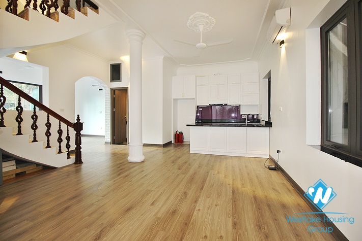 Outdoor pool four bedrooms house for lease in  Au Co st, Tay Ho