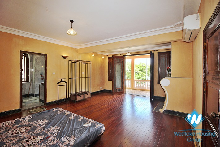 An unique style 4 bedroom house in Tu hoa, Tay ho