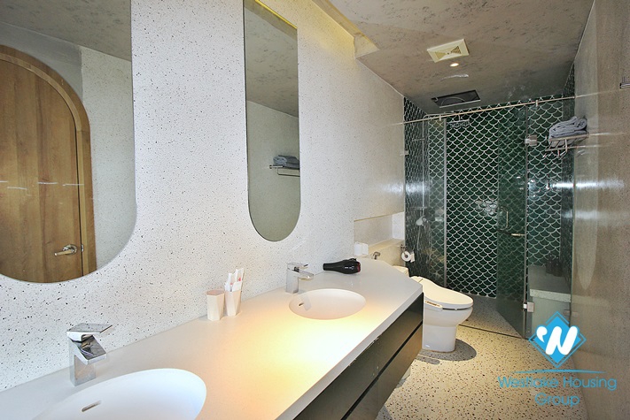Spacious 2 bedroom aparment with lakeview for rent in Tay Ho area.