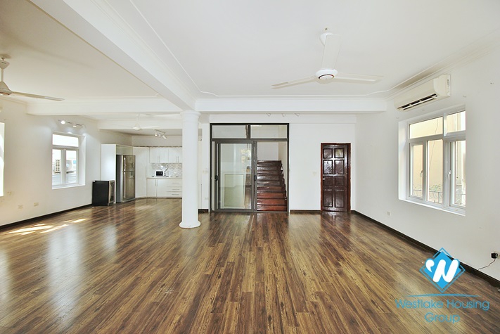 High quality house with 4 bedrooms and swimming pool for rent in Tay Ho, Hanoi, Vietnam
