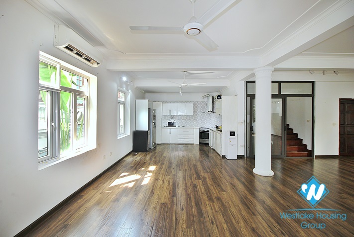 High quality house with 4 bedrooms and swimming pool for rent in Tay Ho, Hanoi, Vietnam