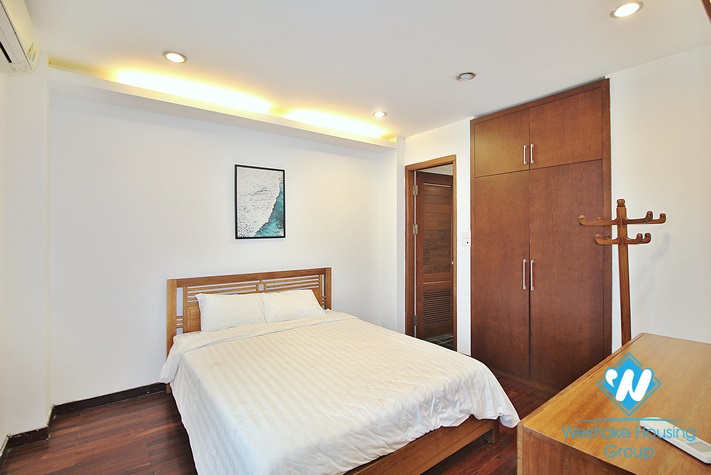 High-end and lake view 2 bedroms apartment for rent in Quang Khanh, Tay Ho