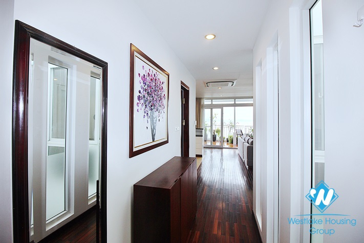 High-end and lake view 2 bedroms apartment for rent in Quang Khanh, Tay Ho