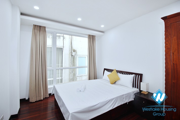 Brightly 2 bedrooms apartment for rent in Xom Chua, Dang Thai Mai, Tay Ho