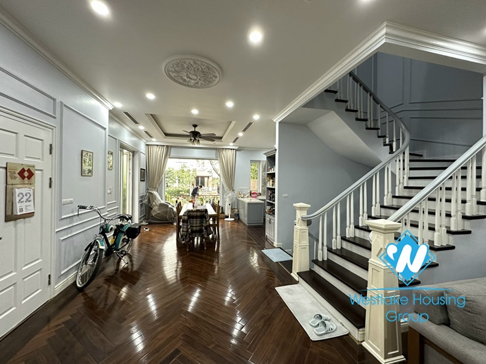 Newly completed villa for rent near BIS Vinhome Riverside inter-school.