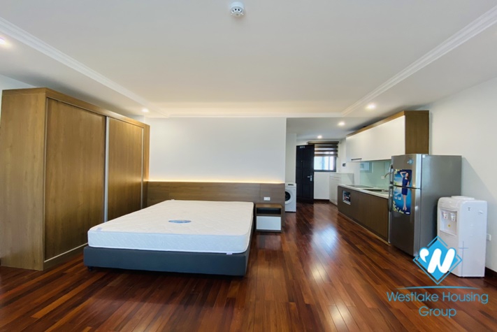 Studio bright apartment for rent in Kim Ma st , Ba Dinh street.