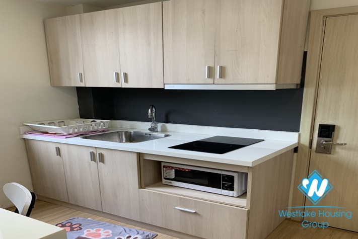 Nice studio for rent in Ong Ich Khiem st, Ba Dinh district .