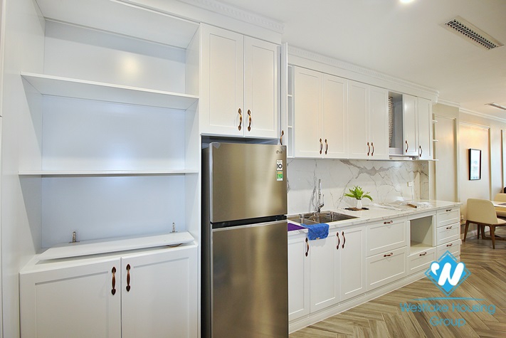 Lake view and brand new 2beds apartment for rent in Xuan Dieu, Tay Ho