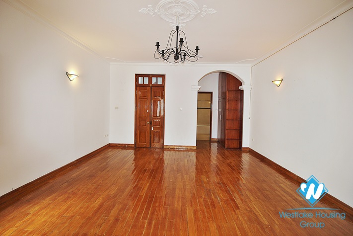 Unfurnished villa to rent in To ngoc van, Tay ho, Ha noi