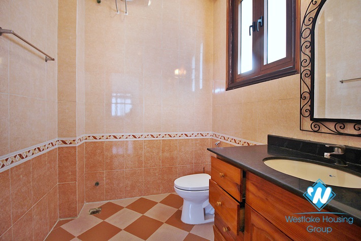 Unfurnished villa to rent in To ngoc van, Tay ho, Ha noi