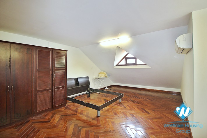 Nice house with back yard for rent in Dang Thai Mai st, Tay Ho District 