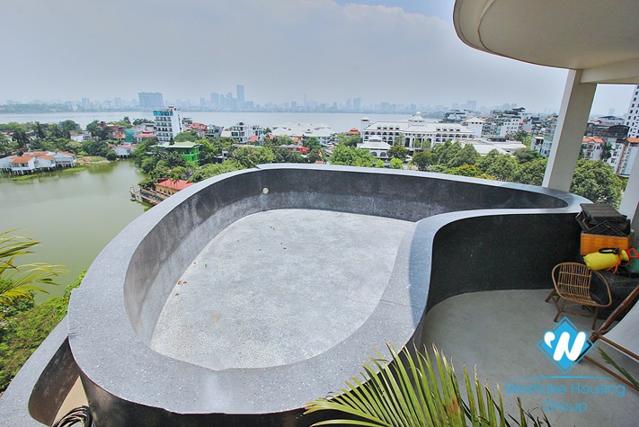 Duplex apartment with swimming pool for rent in Tay Ho district 