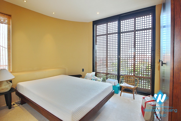 Duplex apartment with swimming pool for rent in Tay Ho district 