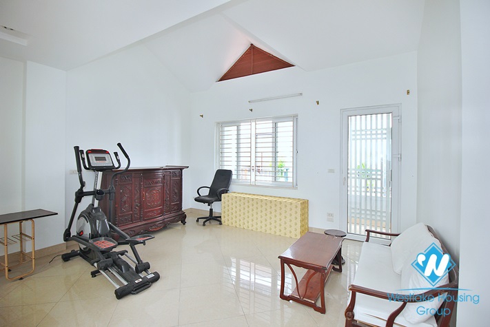 Quiet and bright house for rent in Tay Ho area, Ha Noi