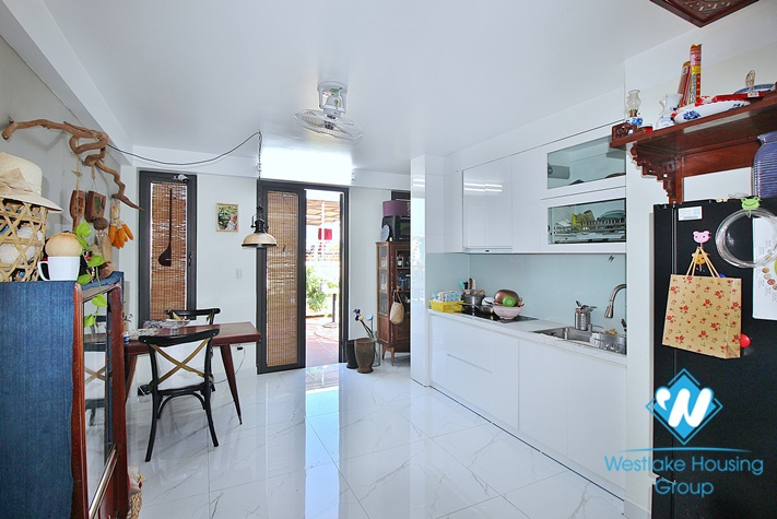 Duplex 1 bedroom lake view apartment for rent in Xuan Dieu st, Tay Ho district.