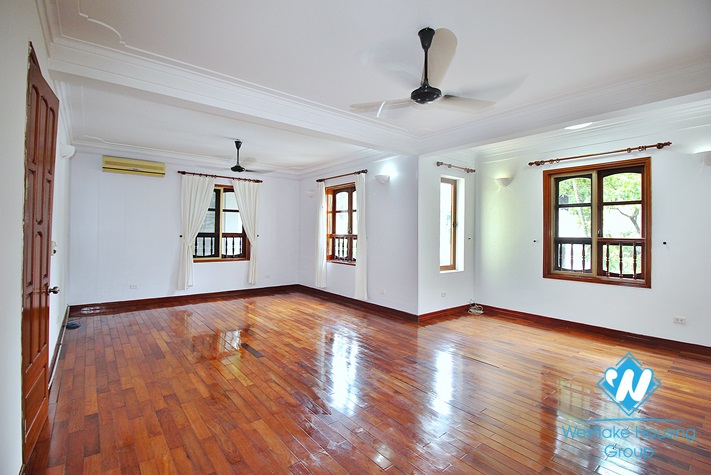 Well finished house to rent in Tay Ho with lots of light and space