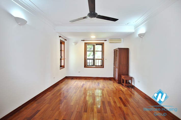 Well finished house to rent in Tay Ho with lots of light and space