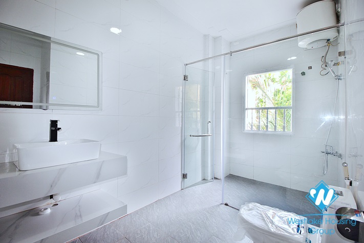 Well finished house to rent in Tay Ho with lots of light and space