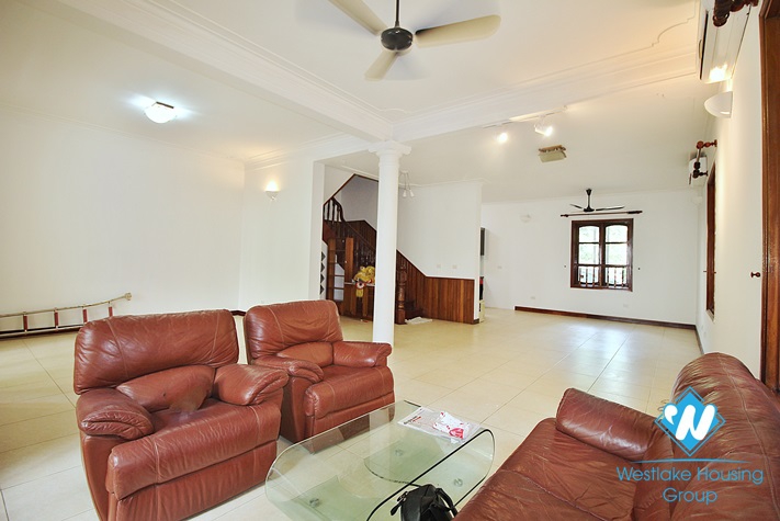 Well finished house to rent in Tay Ho with lots of light and space