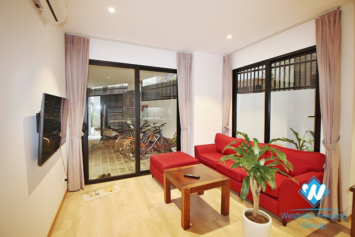 Cheap 1 bedroom apartment for rent in Dang Thai Mai st, Tay Ho