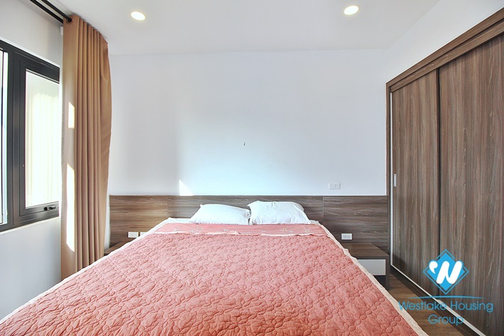Bright 2beds apartment for rent in Xuan Dieu st, Tay Ho