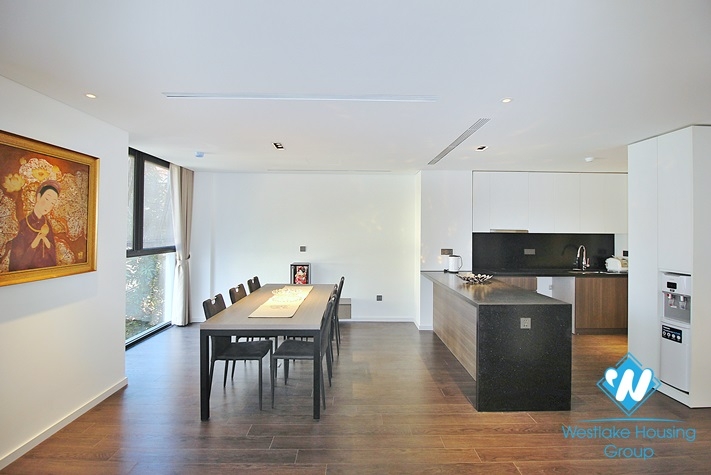 A newly 3 bedroom apartment for rent in To ngoc van, Tay ho
