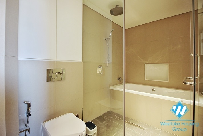 A newly 3 bedroom apartment for rent in To ngoc van, Tay ho