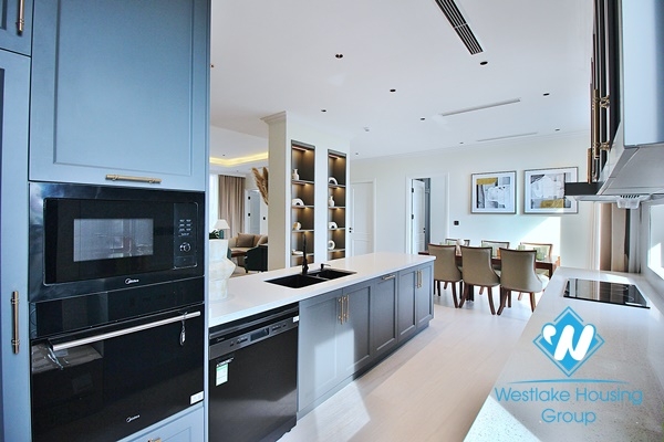 Gorgeous modern 4 bedroom apartment in To ngoc van, Tay ho