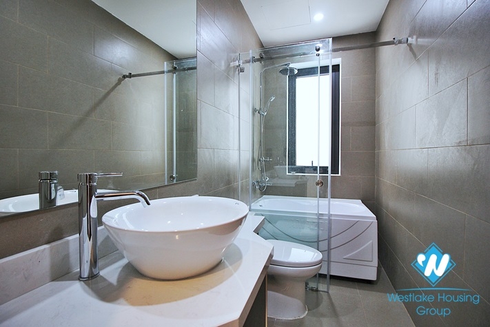 A recently remodeled minimalist house in Tay Ho Westlake for rent