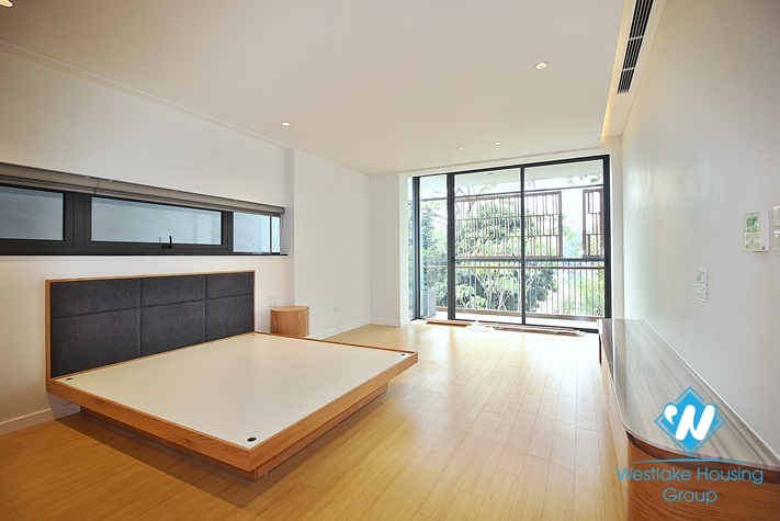 New and quality apartment with big balcony for rent in Au Co st, Tay Ho District 