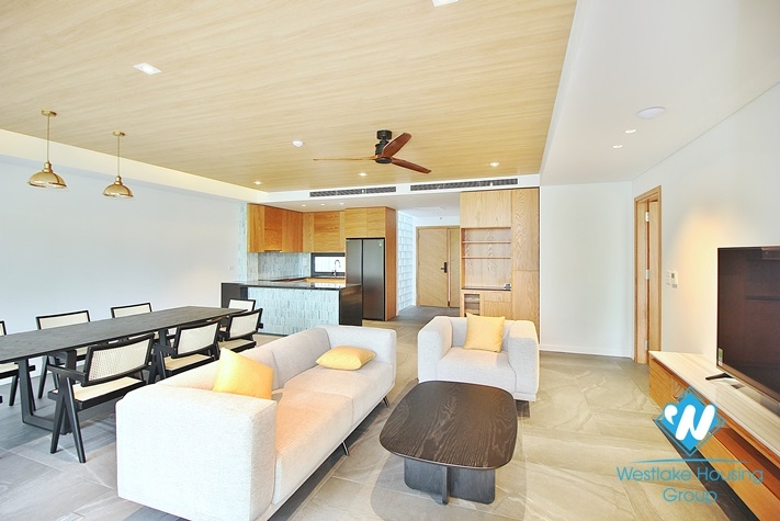 New and quality apartment with big balcony for rent in Au Co st, Tay Ho District 