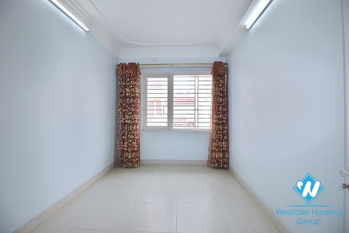 Unfurnished house for rent in An Duong Vuong st, Tay Ho