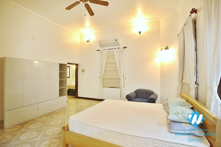 Large size house for rent in Tay Ho, Hanoi 
