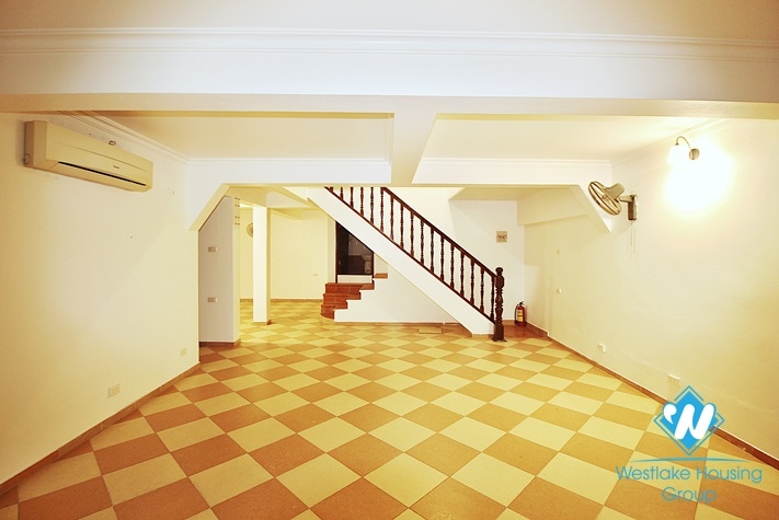 Large size house for rent in Tay Ho, Hanoi 
