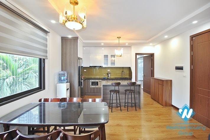 Bright 2 bedrooms apartment for rent in Tay Ho area, Ha Noi