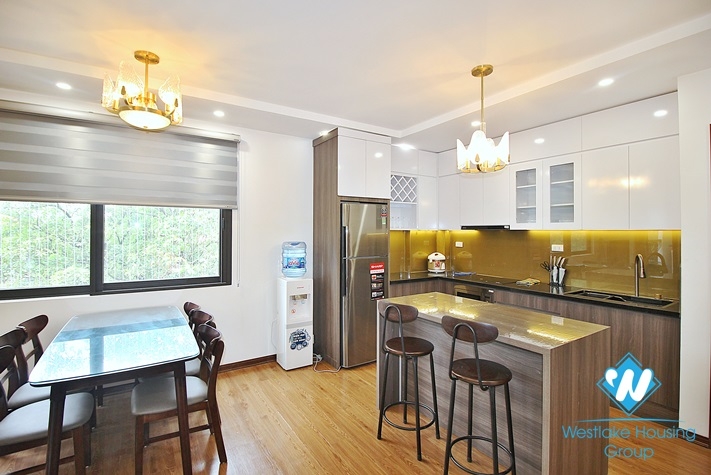 Bright 2 bedrooms apartment for rent in Tay Ho area, Ha Noi