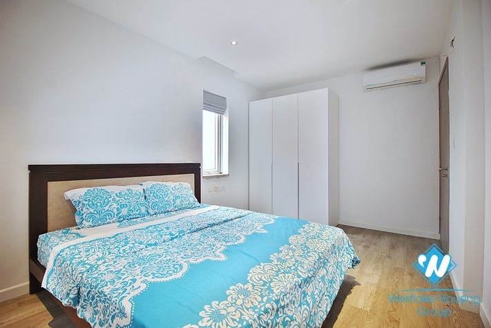 Modern serviced apartment with lake view for rent in Quang An Street, Tay Ho, Ha Noi 