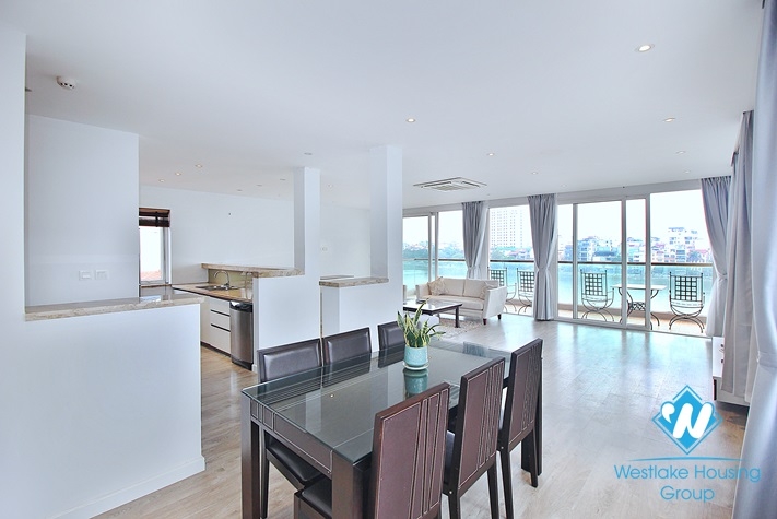 Modern serviced apartment with lake view for rent in Quang An Street, Tay Ho, Ha Noi 
