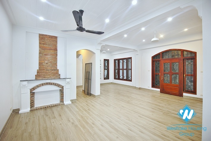 Peaceful house with swimming pool for rent in Xuan Dieu, Tay Ho