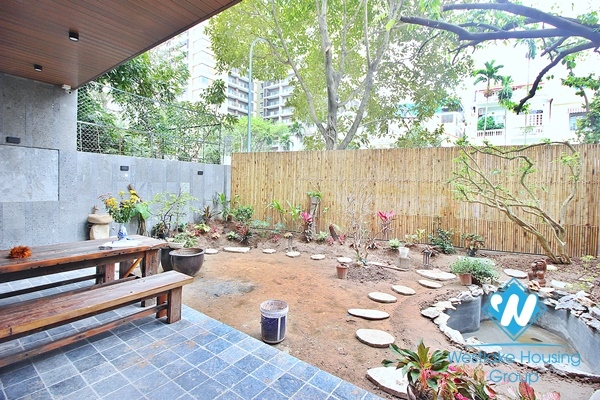 A beautiful 02 bedrooms apartment for rent in Dang Thai Mai, Tay Ho, Ha Noi